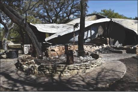 Rolling Oaks home completely destroyed in fire